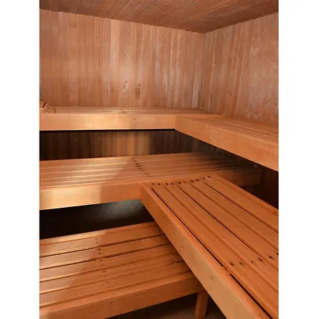 Διαμέρισμα 91 Whg C 11 In *